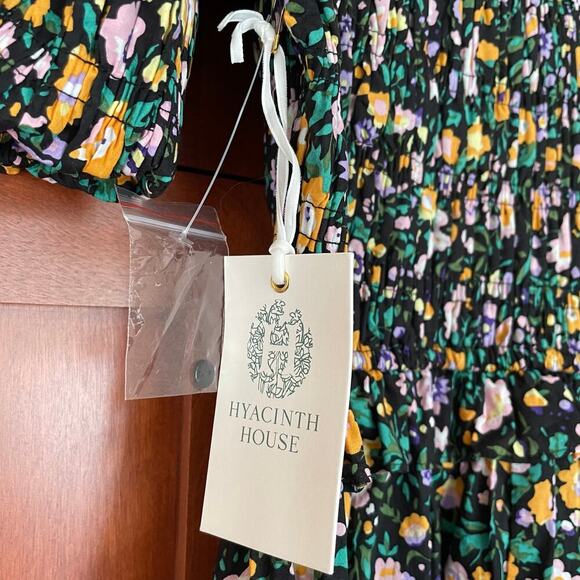 Hyacinth House by Tuckernuck Samantha Midi Dress Floral Smocked Size Medium NEW - Picture 6 of 11